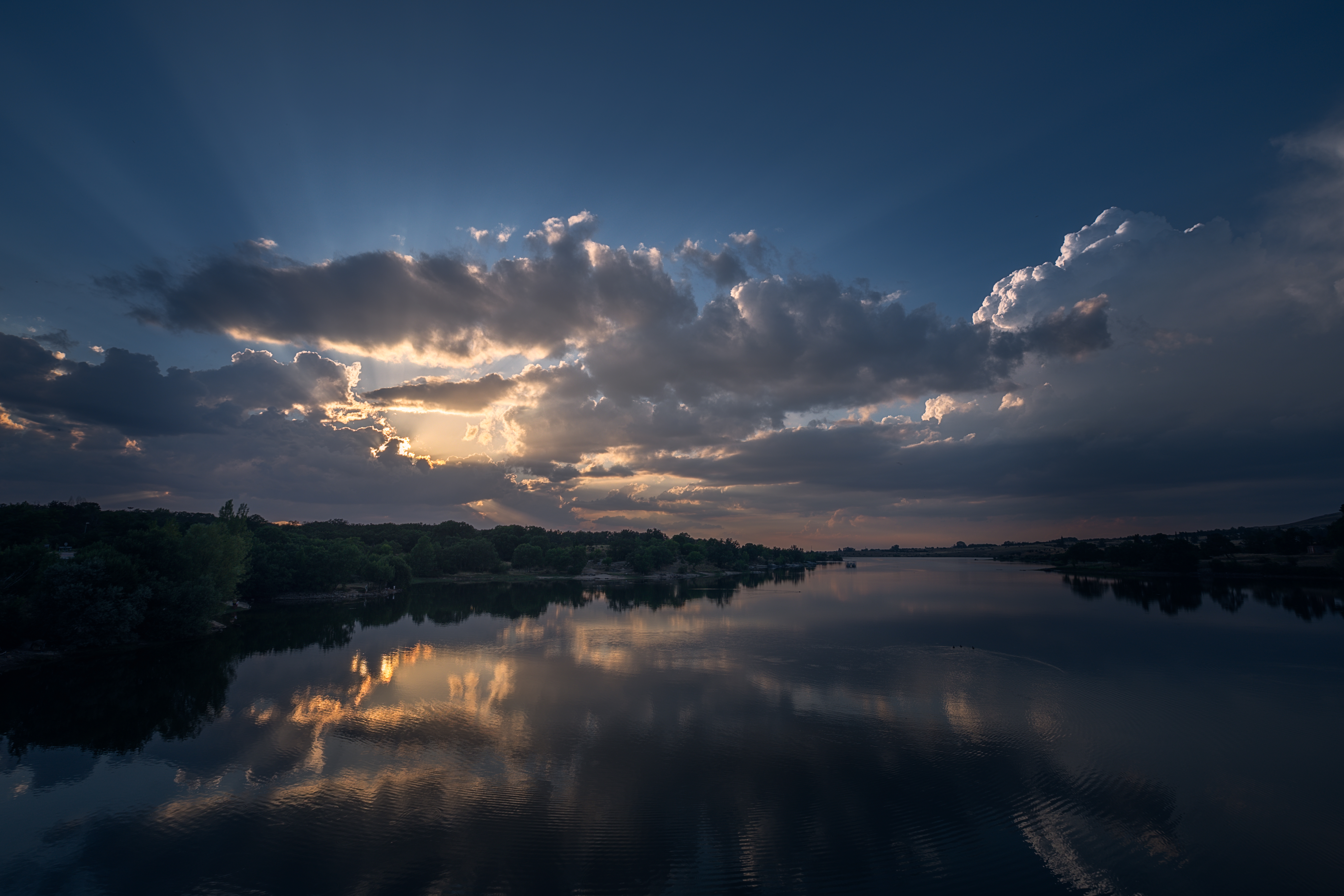 Atardecer en el Embalse del Pontón Alto